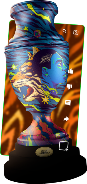 Foto da taça, que tem a base preta e a ilustração colorida de um desenho de Friedenreich de perfil e um tigre a seu lado