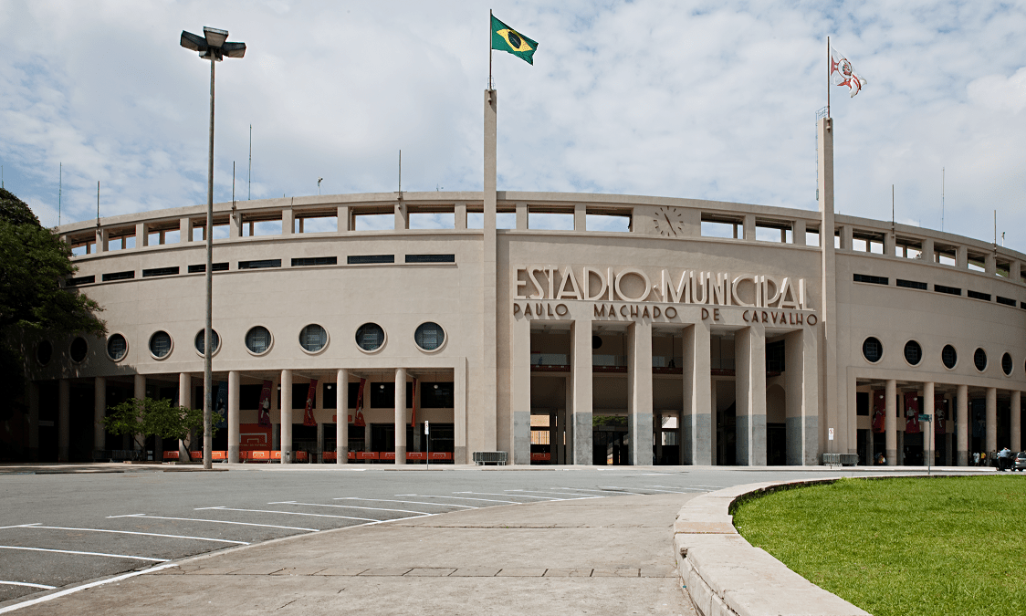 Fachada do estádio do Pacaembu, em estilo Art Déco