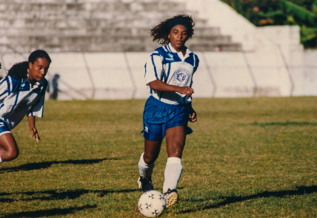 Discover how Marileia dos Santos, known as Michael Jackson, one of the great figures in the history of Brazilian women's football, developed her career in the sport