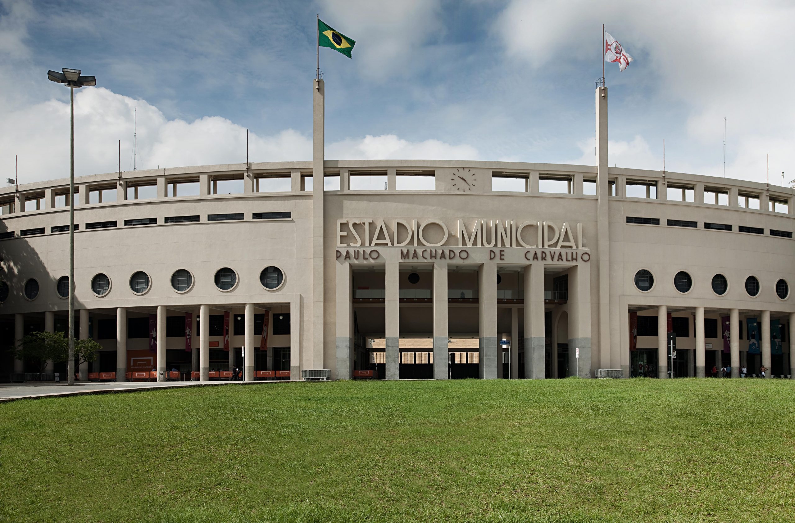 Imagem da fachada do pacaembu